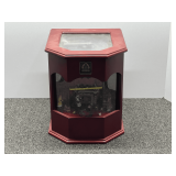 Thomas Pacconi Classics Christmas music box with Victorian Christmas scene, does work, see pictures for details.