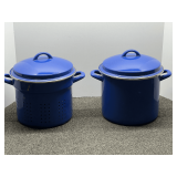 Enamel metal stock pot with strainer, and two lids, see pictures for details.