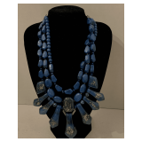 ART DECO 3 STRAND DARK GREEN STATEMENT NECKLACE (APPEARS TO BE LUCITE W/ GOLD FLAKES) 18" LONG