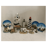 ASSORTMENT OF LIGHT HOUSE DECOR TO INCLUDE 1 VINTAGE LEFTON LIGHTHOUSE - 11 PIECES