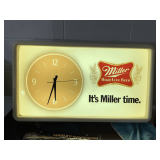 VINTAGE LIGHTED MILLER LITE WORKING CLOCK ADVERTISEMENT 30" WIDE X 19" TALL X 6" DEEP