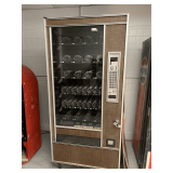AUTOMATIC SNACK VENDING MACHINE (WORKS) 72" TALL X 33" WIDE X 35" DEEP