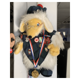 THE WOMBLES GREAT UNCLE PLUSH W/ COLLECTIBLE & MILITARY PENS 22" TALL X 15" WIDE