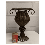 WICKER/METAL PLANTER STAND 16" TALL X 11 1/2" WIDE