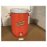 RUBBERMAID/GATORADE DRINKING WATER COOLER