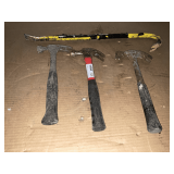 3 HAMMERS / 1 CROWBAR