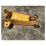 FLOOR JACK, BELIEVED TO BE 3 TON