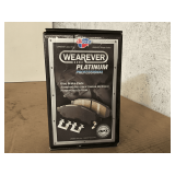 CARQUEST REAR BRAKE PAD SET PART # PXD1040H, FITS 2003–2008 FORD CROWN VICTORIA, 2003–2011 MERCURY GRAND MARQUIS, 2003–2011 LINCOLN TOWN CAR AND 2003–2011 FORD RANGER