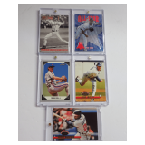 ASSORTED BASEBALL CARDS