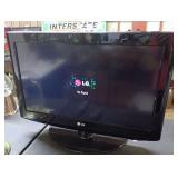 LG 26LH20 Television with Remote Controls