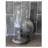 WALL MOUNT OIL LAMP SCONCE WITH REFLECTIVE BACK AND OIL LAMP