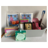 CONTAINER OF NEW NOTE CARDS, 2 NEW CHILDREN