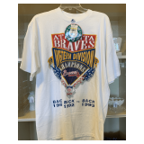 NEW W/ TAG 1993 BRAVES T-SHIRT (SIZE L)