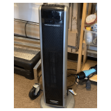 LASKO CERAMIC ELEMENT TOWER HEATER