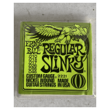 ERNIE BALL REGULAR SLINKY GUITAR STRING SET