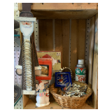 ASSORTMENT OF CHRISTMAS DECOR (WOOD CRATE NOT INCLUDED)