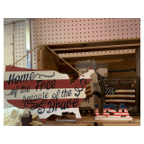ASSORTMENT OF 4TH OF JULY/MEMORIAL DAY DECOR (WOOD CRATE NOT INCLUDED)