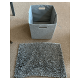 NICE GREY TWEED TOTE 13X14X12 & SMALL DARK GREY SHAG BATH MAT 17 X 24