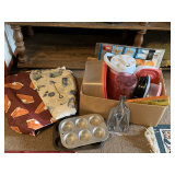 LOT TO CONSIST OF MUFFIN PANS, STORAGE CONTAINER & MORE