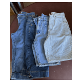 4 PAIR LADIES SHORTS/CAPRIS (SIZES 7/8)