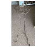 TALL IRON PLANT STAND 30" TALL X 12" ROUND