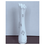 VINTAGE WESTMORELAND SWUNG VASE PANELED GRAPE/ROSES/BOWS HAND PAINTED DESIGN 9 1/2" TALL