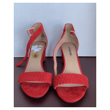 NEW SIZE 8 RED SUEDE CHUNKY HEELS BY WHITE MOUNTAIN