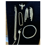 7 PIECES VINTAGE RHINESTONE JEWELRY