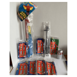 ASSORTMENT GARDEN FLAGS & POLES