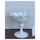 VINTAGE WESTMORELAND ENGLISH HOBNAIL WHITE MILK GLASS COMPOTE 5" TALL X 5 1/2" ROUND