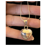 NEW/VINTAGE STERLING SILVER SNAKE CHAIN WITH PUFF HEART 18"