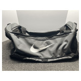 Nike sports bag, see pictures for details.