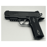 Crosman 1911BB CO2 Air Pistol (BB), working condition unknown, see pictures for details.