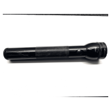 Mag-lite flashlight, working condition unknown, see pictures for details.