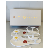 NEW KATY PERRY SCENTED JELLY SANDALS SIZE 7M