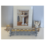 SHELF LOT TO INCLUDE SMALL CHINA CRAWLING BABY, TEA LIGHTS & MORE