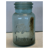 VINTAGE BLUE BALL IDEAL MASON QUART JAR