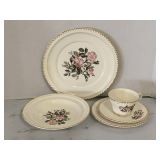HARTVER POTTERY CO 22K GOLD TRIM "WILD ROSE BOUQUET" - 5 PLACE SETTING