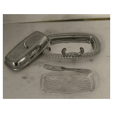 VINTAGE IRVINWARE CHROME BUTTER DISH, GLASS LINER & KNIFE