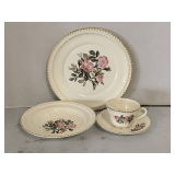 HARTVER POTTERY CO 22K GOLD TRIM "WILD ROSE BOUQUET" - 4 PLACE SETTING