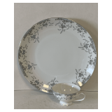 VINTAGE MIKASA FINE CHINA "BEVILLE" (WHITE WITH PATTERNS OF BLUE ROSES W/ GOLD TRIM) - LARGE ROUND SERVING PLATE 12" & EXTRA CUP