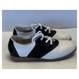 PAIR OF SIZE 4 BLACK & WHITE SADDLE OXFORD SHOES (GENTLY WORN)