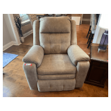 LR… Power recliner from Southern Motion, powers up, see pictures for details.