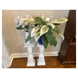 LR… Pedestal plant stands with faux plant, and faux flower arrangement, see pictures for details.