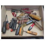 Phillips head screwdriver assortment, see pictures for details.
