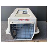 D5 –Petmate pet taxi carrier, medium size, see pictures for details.