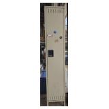 D5 –Tennsco single door locker, see pictures for details.