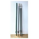 D2 – T-posts, set of four, approximately 6‘ tall. See pictures or details.