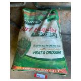 D2 – Scott’s Turf Builder, Southern lawn food, see pictures for details.