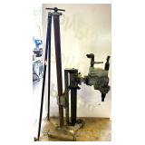 D2-Vintage pneumatic Target concrete core drill rig with stand, working condition unknown, see pictures for details.